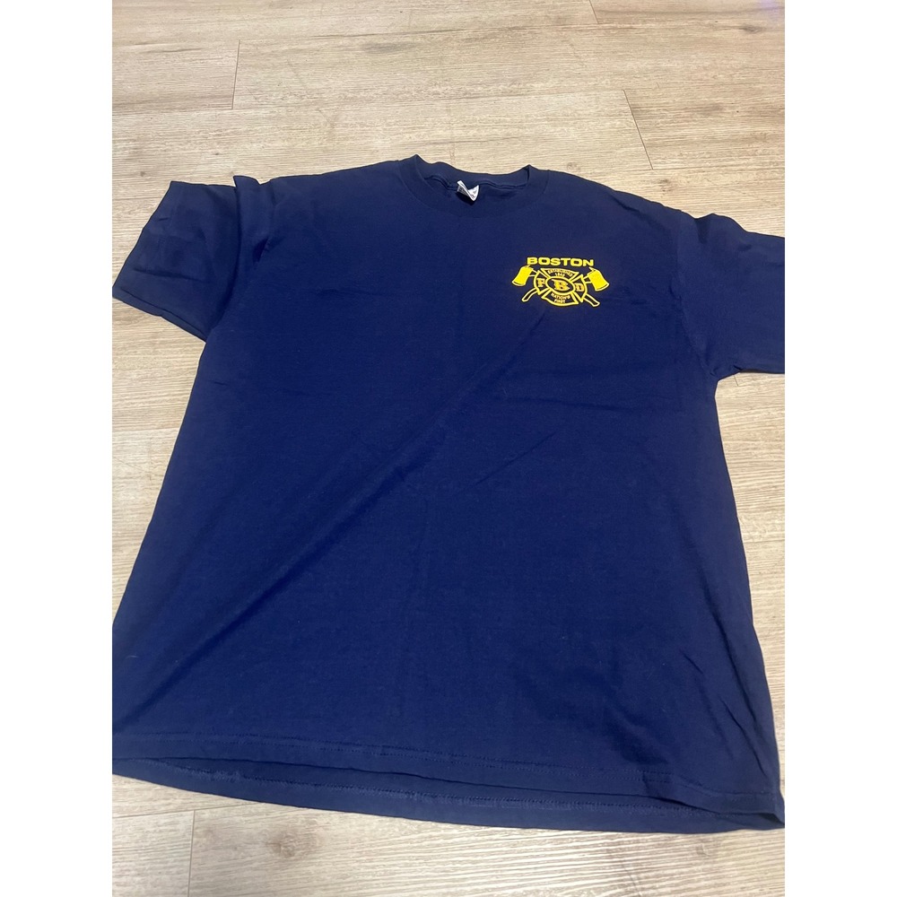 Boston Fire Department BFD T-Shirt Mens XL Navy Blue Delta Proweight Graphic Tee